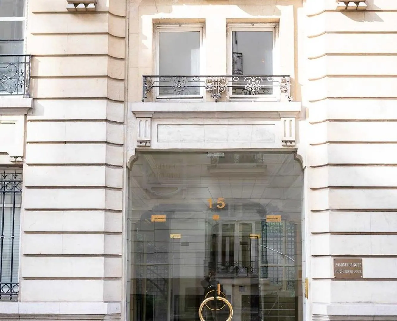 Charming -1br-4p- Arc De Triomphe Apartment Paris